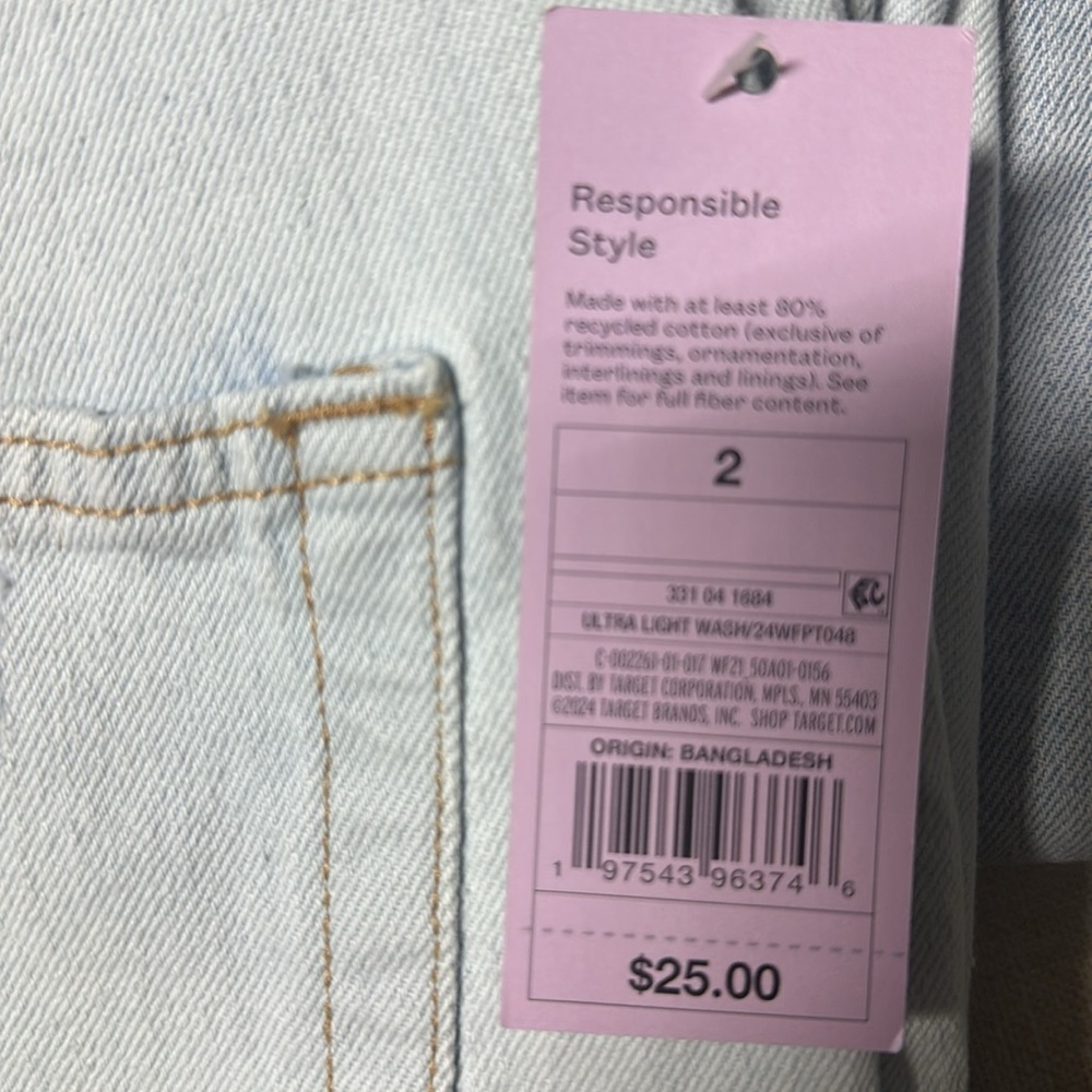 Women’s wild‎ fable super high rise tapered jeans ultra light wash - Picture 11 of 11